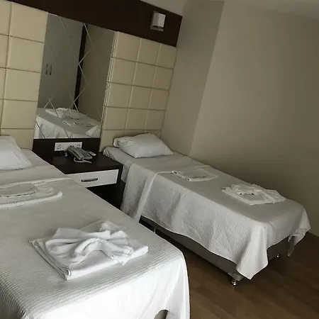 Yuvarlakcay Cinar Butik מלון
