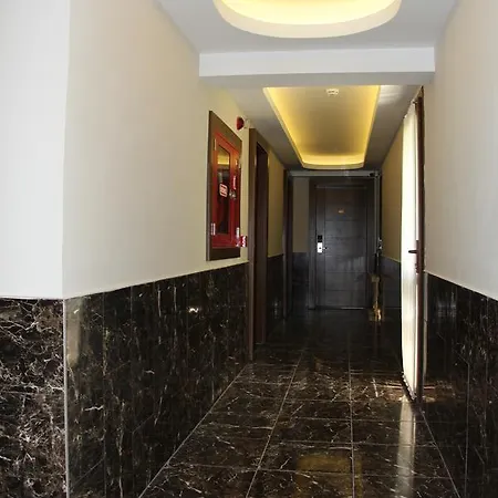 Отель Yuvarlakcay Cinar Butik Кейджегиз